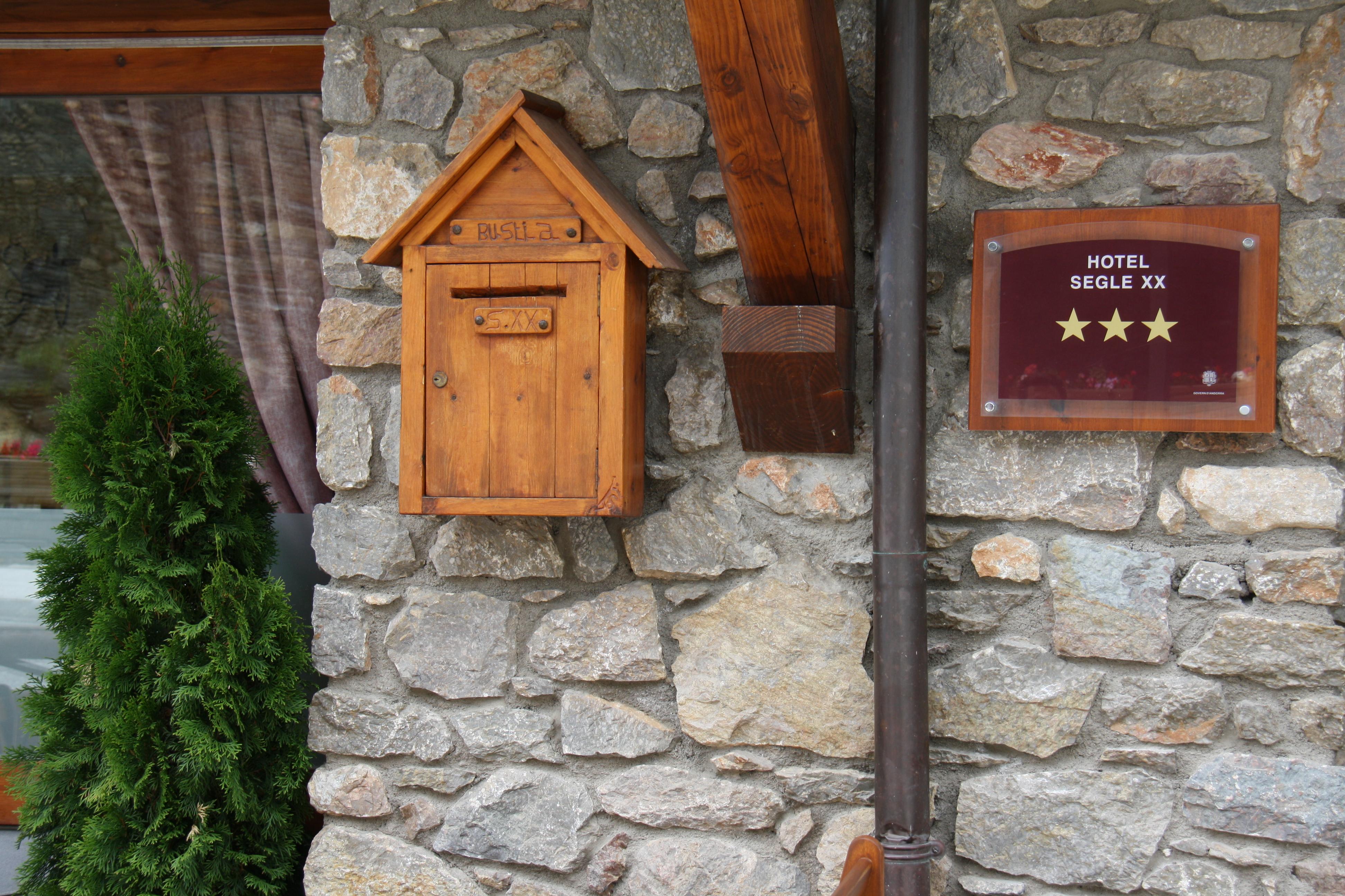 Wuau! Hotel Segle XX Ransol Exterior foto